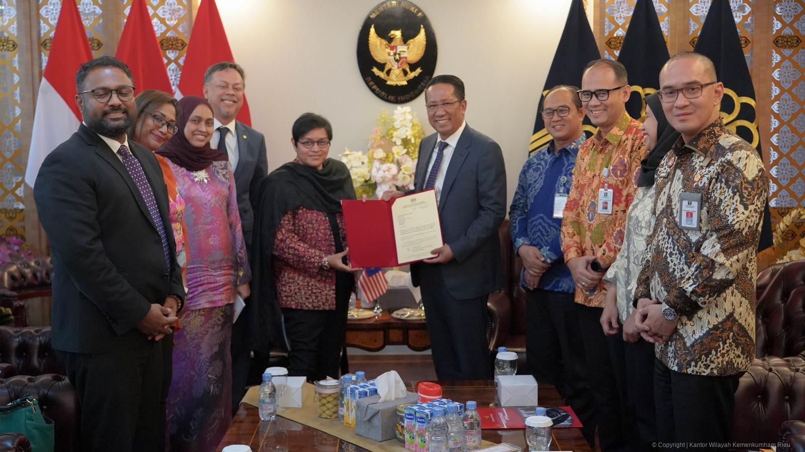 WhatsApp Image 2025 05 10 at 22.11.14 1