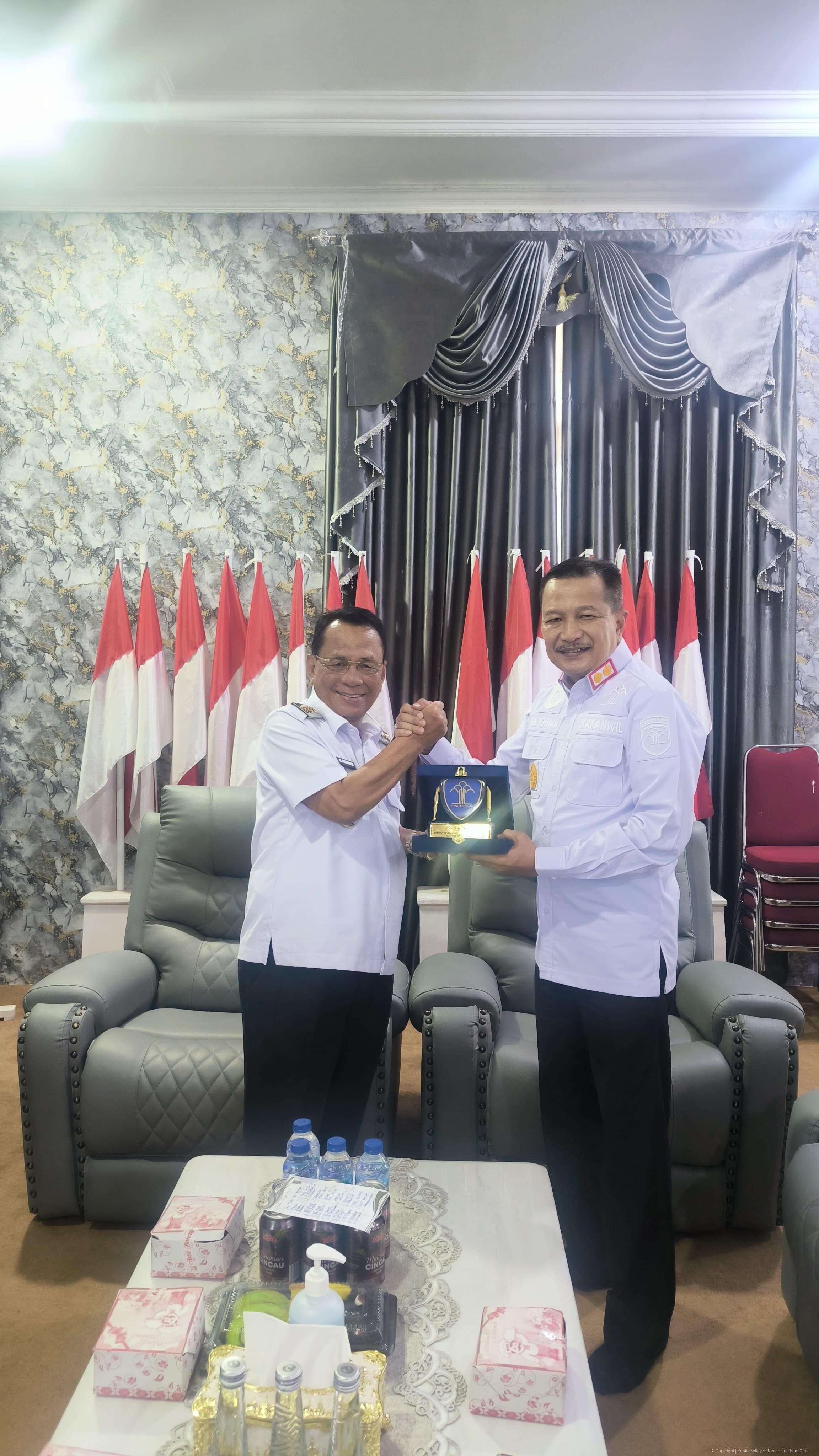 WhatsApp Image 2025 05 15 at 09.15.46 1