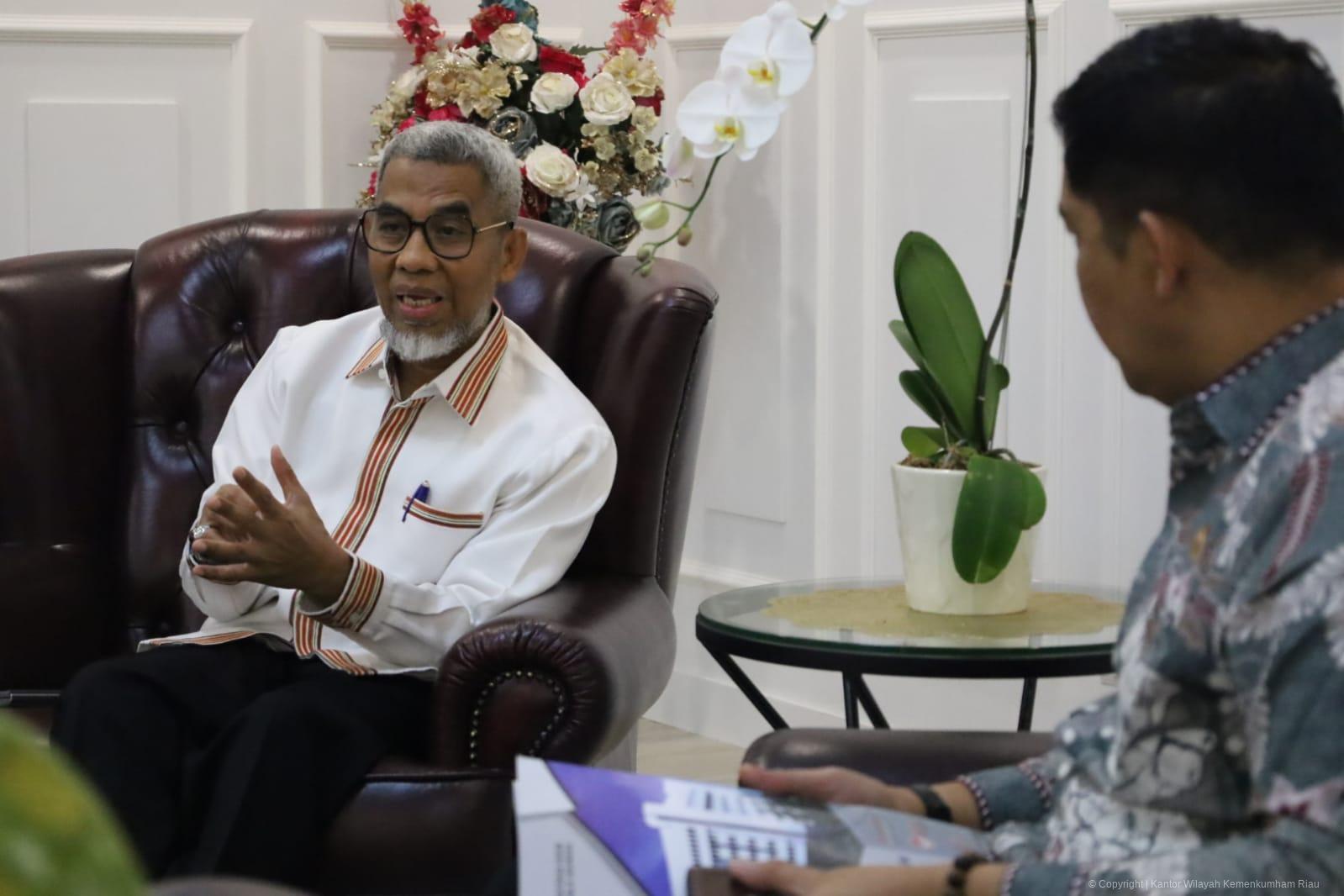 9405A631 3FFF 4C3C 9B0B 12D6158780A7 L0 001 01 08 2025 10 03 35