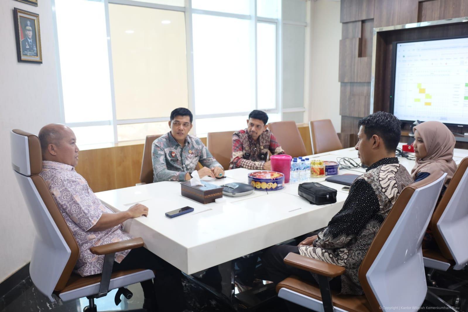 AFB67720 D2CA 4650 817C 9B9DD222CD37 L0 001 01 08 2025 10 04 05