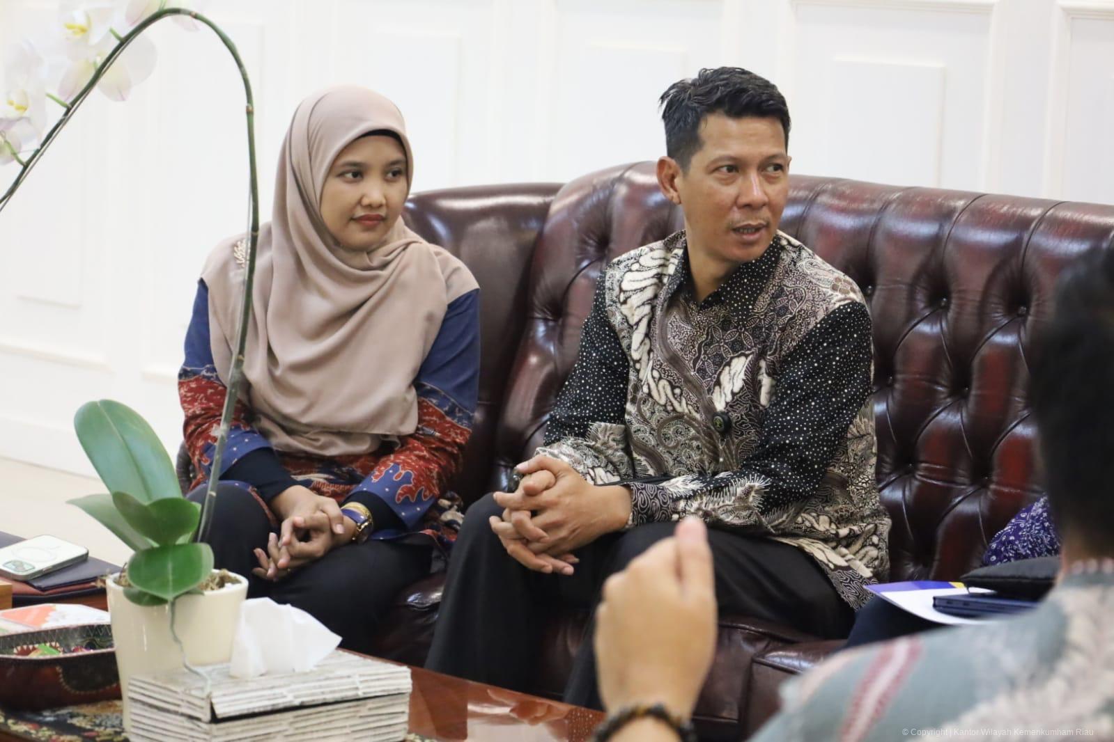 aff668d1 0466 48ae 97e5 a7ab5bd48329