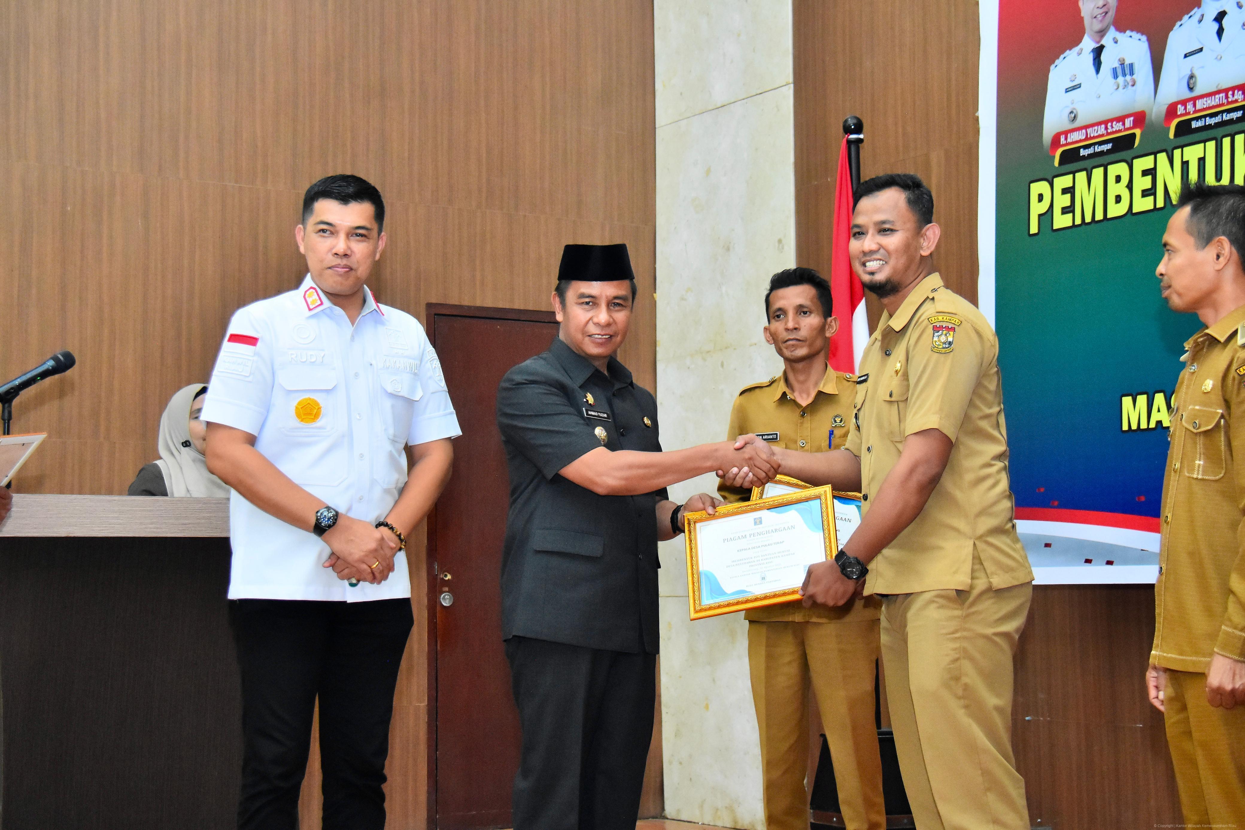 b88fe12f d551 4cd5 86ac 3fec125aaae6