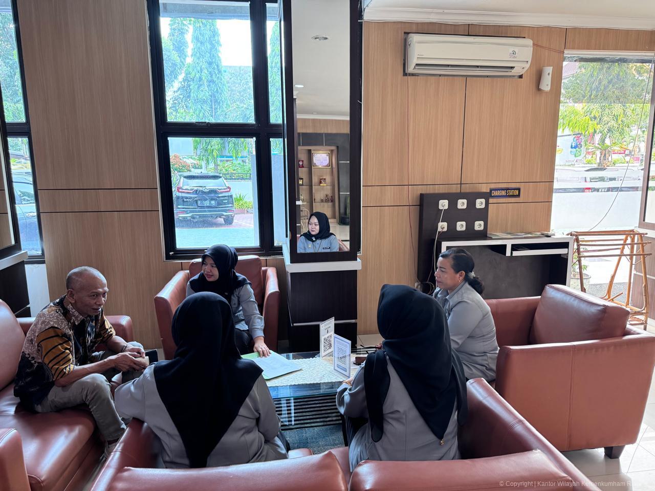 WhatsApp Image 2026 04 13 at 22.33.00 1