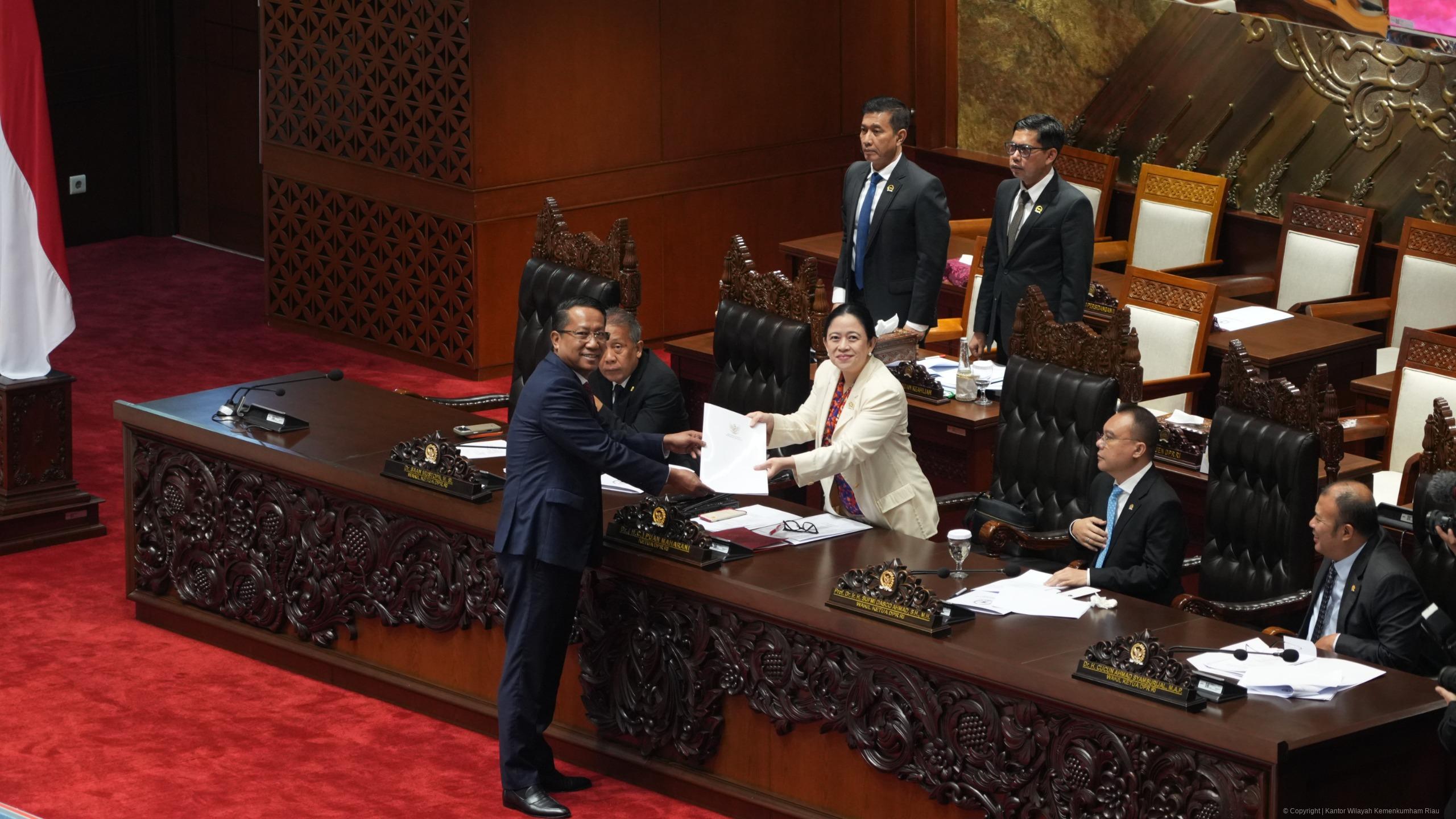 0d747876 48f8 4a15 b878 b48558fd74cc